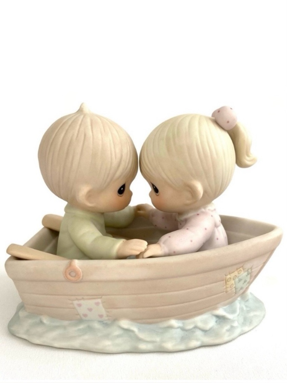 Precious Moments “Friends Never Drift Apart” 1985 Vintage Figurine 100250